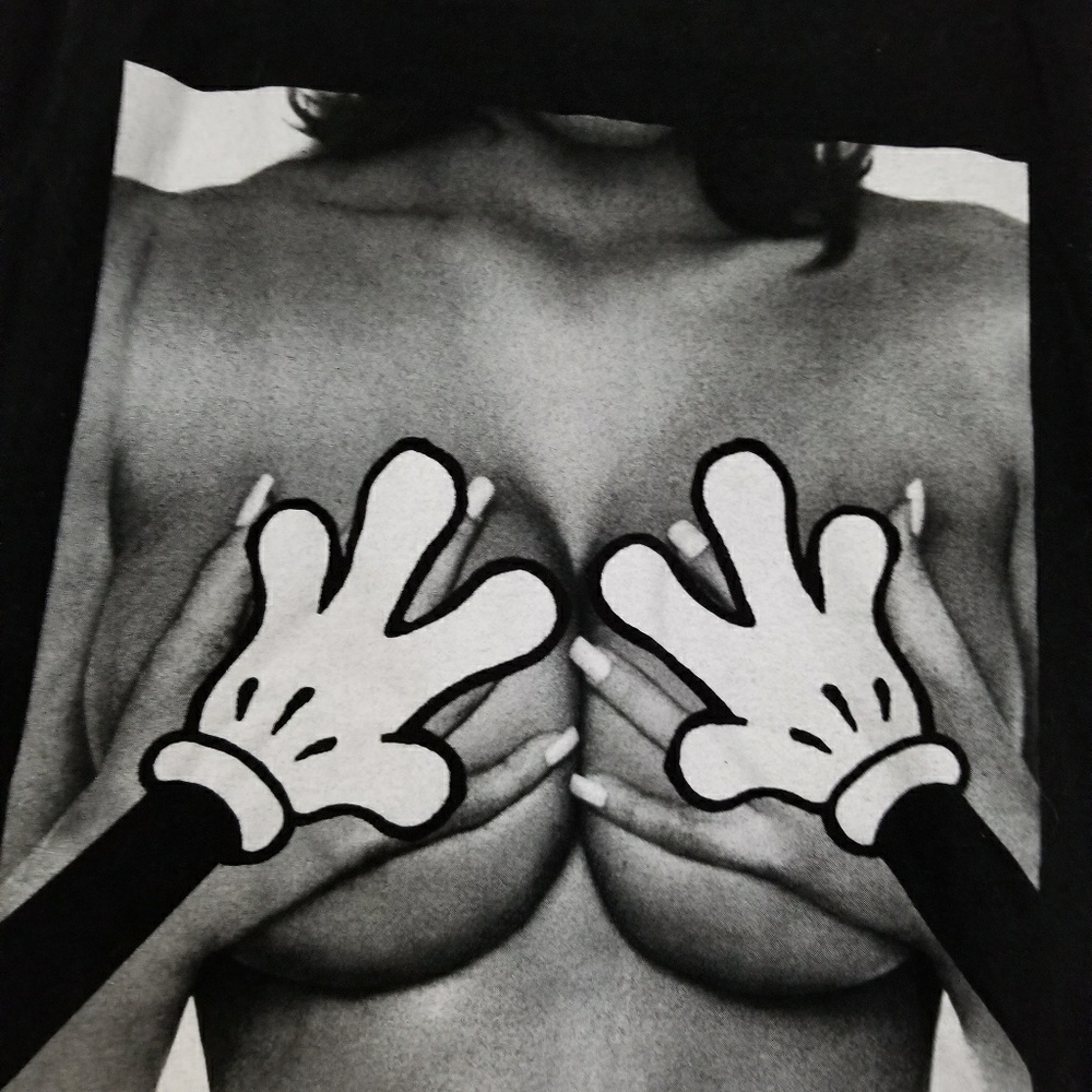 T-shirt - Picture 2 of 3